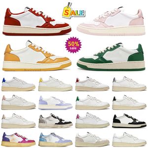 Luxusmarke Autrys-Medaillengewinner Autries lässige Designerschuhe Männer Frauen Schwarz Weiß Panda Pandas Action Zweifarbiges Leder Wildleder Low USA flache Plateau-Sneaker-Trainer