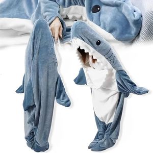 Soft Plush Shark Pajamas Comfort Farai Velvet Hoodie Sleeping Bag Cartoon Cosplay Costume for Kids Adults Wearable Warm Blankets 240122