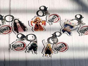 Ring Keychain Demon: Kiu no Yaiba Anime Key Cha Keychain Cosplay Akrilik Kolye Anahtar Sevimli Komik Karikatür Nadir Hediye8879135