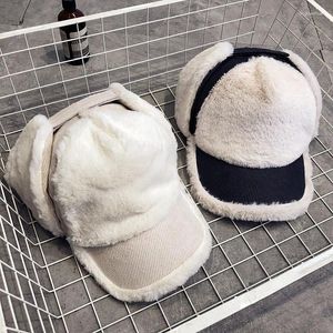Top kapakları katı kış kalınlaşmış sıcak kulak koruma şapkası 2024 kar pilot şapkalar erkek ve kadın açık moda yün beyzbol şapkası