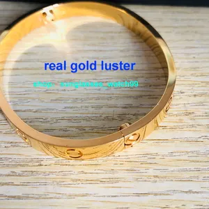 braccialetto LOVE di design Misura 16 -20 CM T0P Materiale per donna braccialetto di design per uomo Placcato in oro Le viti sono coerenti con i prodotti da banco 025 E