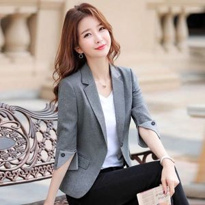 Женские костюмы, женский пиджак, корейский весенне-летний модный офисный женский костюм с рукавом три четверти, повседневное короткое пальто, женское верхнее пальто