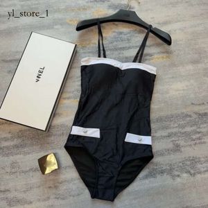 CC Bikini Designer Sexy Women's Swimwear Hot, продавая купальные купальники бесплатная доставка Женщины Письмо Печать Печать Короткие сет