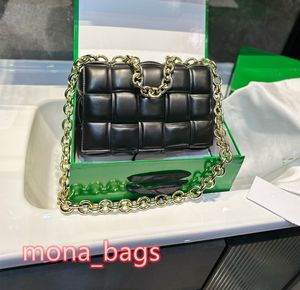 Omuz çantaları örgü çanta dokuma tasarımcı flep kadınlar deri klasik çanta moda crossbody alışveriş zinciri çantası