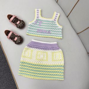 Kids lüks tasarımcı çocuk tişört etek setleri f tasarımcılar bebek kıyafetleri çocuklar yaz plaj giyim kızlar lüks kolsuz elbise esskids cxd2402202-12
