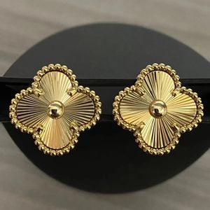 2024 Tasarımcı Yonca Studs Küpe Vintage Dört Yaprak Yonca Takım Saplama Küpe Arka Pear Paslanmaz Çelik Altın Saplamalar Kadınlar İçin Acate Düğün Takı 14