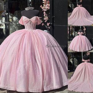 Brilhante bebê rosa quinceanera vestidos de luxo frisado lantejoulas vestido de baile vestidos para 15 quinceanera para rendas até festa de aniversário vestidos de xv 15 anos charro debutante