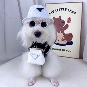 Köpek giyim tasarımcısı köpek çantaları pu deri moda mektupları ile chenery backpack crossbody düğün ring çantası gelgit evcil hayvan aksesuarları