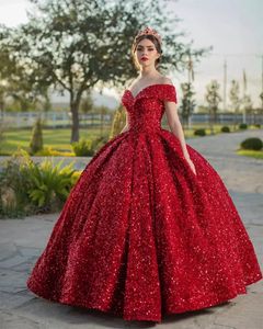 Glitter Puined Quinceanera Elbiseler Prom Masquerade Elbise Omuz Kapalı Prenses Kız Uzun Tatlı Düz ​​Renk Kırmızı Siyah 328 328