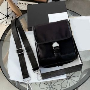 Yeni Erkek Omuz Çantaları Lüks Akıllı Telefon Çantası Mini Boyut Tasarımcı Çanta Katı Siyah Naylon Cüzdan Kart Tutucu 2024