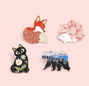 Orman bahçe emaye pimi özel tilki kedi ayı kirpi broşa çanta yaka pimi karikatür hayvan rozeti mücevher hediyesi çocuklar için arkadaşlar için 2024226