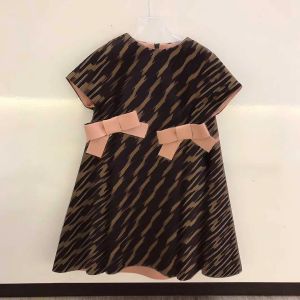 23SS Tasarımcı Kız Bowknot Dressshirt Marka Çocuk Elbiseleri Büyük Kızlar Moda Elbise Kısa Kollu Pamuk Elbise Günlük Pileli Etek Gömlek Cyg2402709-11