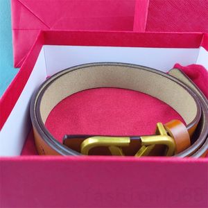 Tasarımcı Kemer Erkekleri Kadınlar İçin Lüks Kemerler Açık Hava Alışveriş 2.5cm Modaya Giyim Belt Modern Altın Kaplama Mektup Unisex Deri Kemerler YD016 C4