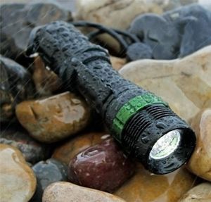 Mini Flashlight 3000lm Su Geçirmez LED Işık Zoomable LED Torch AAA Pil veya 18650 El Feneri Pil Torçu LAM4734781