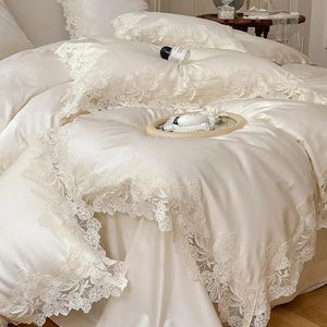 Romantik Fransız Düğün Şık Çiçekler Dantel Edge Kadın Yatak Seti 1000TC Mısır Pamuk Kız Yorgan Yatak Sayfası Yastık