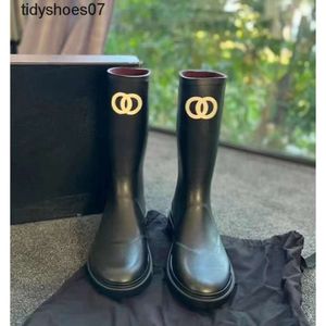 Yang Mis Same Style Chaneles Wind Middle Ancient Rain Boots Модные противоскользящие высокие рыцарские сапоги с круглой головкой на толстой подошве, не могу носить сапоги до колена на улице