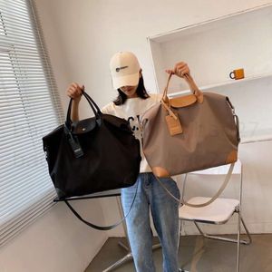 Duffel Çantalar Duffel Bags Kadın Seyahat Su Geçirmez Kadın Spor Çantası Kadın Hafta Sonu Hafta Sonu Portatif Bagaj Çok Fonksiyonlu Handbagduffel