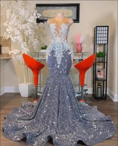 Glitter Gümüş Denizkızı Prom Elbiseler Lüks Boyun Boynu Kristal Boncuklu Seralar Parti Gowns Gece önlükleri Robe