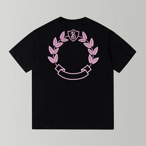 İngiltere tarzı yaprak rozet mektupları pembe baskı tişört tasarımcısı tişört bahar yaz gündelik moda kaykay erkek kadınlar tshirt 24ss 0229