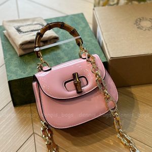 Mini Tote Çantalar Çanta Bambu Kadın Tasarımcı Omuz Çantası 1947 Serisi Patent Deri Pembe Siyah Beyaz Mavi Yüksek Kalite Lüks Zincir Elmas Kristal Bayanlar Tohumlar