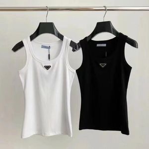 Kadınlar T-Shirt P-RA Tasarımcı Kadın Tesir Tees Doğru Stil Yüksek Kaliteli Pamuk Tank Top 2023 Yaz Moda Seksi mahsul üstleri kolsuz örgü Nakış Sırtsız