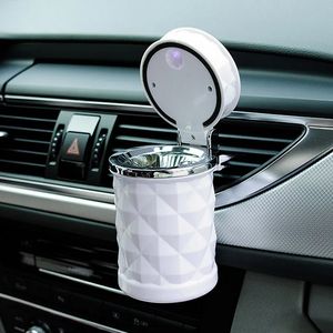 Yeni araba aksesuarları evrensel lüks taşınabilir LED hafif araba kült. Sigara tutucu araba stil dumanı siyah beyaz depolama bardağı