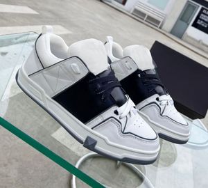 Erkekler Kadın Ayakkabı Lüks Skate Ayakkabı Patent Deri Damızlık Beyaz Mercan Kış Kış Sabah Sabors Tasarımcı Lüks Moda Bayanlar Spor ayakkabıları