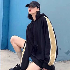 Erkeklerin Gevşek Hoodie Sweater Sonbahar Yeşil Siyah Gri Şerit Mektup Yansıtıcı Avrupa Lüks Tasarımcı Bayanlar Özel Hoodies Dekorasyonları P Mektup