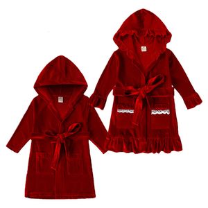 Giyim Setleri Noel Aile Eşleştirme Çocuklar Bebek Gilrs Boys Red Velvet Nightrobe Hoodie Kış Çocuklar Uzun Kollu Katlar Gece Elbise Pijamalar 230907