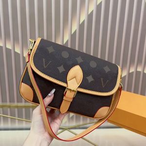 Kadın omuz telefon çantaları tasarımcı çanta moda crossbody çanta küçük flep bayan çantası çapraz vücut basılı çiçekler deri 5a