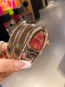 Lüks Saat Tasarımcısı Watches Kadın Elmas Kol saatleri Lady Bilezik Yılan Şeklinde Saat Yüksek Kalite 316 Paslanmaz Çelik Pırlanta Çerçeve Hareketi Kadın Altın