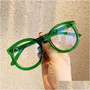 Moda güneş gözlüğü çerçeveleri 2021 Optik Gözlükler Büyük Boy Kedi Göz Çerçevesi Tasarımcı Pirinç Yuvarlak Kadın Şeffaf Yeşil Gözlükler Drop Deliv DH54K