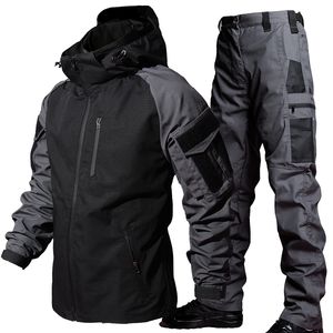 Taktik Erkeklerin Takipleri Su Geçirmez Ceket Setleri Erkek Savaş Eğitim Takımı Açık Yumuşak Kabuk İş Giyim Swat Ordusu Kapşonlu Ceket Pantolon 2 PCS Set 230914