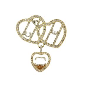 Designer-Herzbroschen, klassische Anstecknadeln, Charm-Kristallbroschen, Marken-Luxus-Designerschmuck, 18-Karat-Gold-Anstecknadeln zum Geburtstag, Liebesgeschenk, hochwertige Broschen ohne Änderung der Farbe