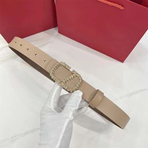 cintura di design cinture in pelle di vacchetta per donna Cintura di diamanti di lusso Retro Classics fibbia ad ago larghezza 3.0 taglia Trendy Moda casual regalo versatile