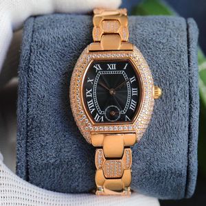 Kadın Diamond Watch Quartz Hareketi 27 x 32mm Safir Lady Wristwatch Su Geçirmez Montre De Luxe