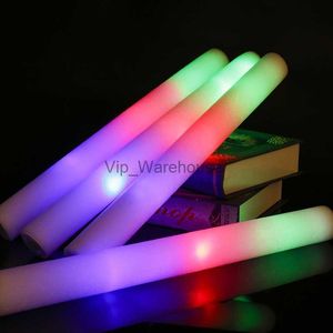 LED String Party 30pcs LED Glow Sticks Renkli RGB Glow Köpük Stick Tüp Koyu Işık Aydınlık Oyuncak Noel Doğum Günü Düğün Partisi HKD230919