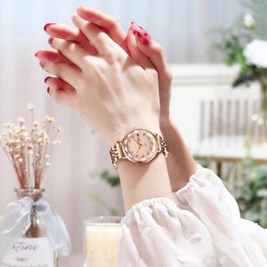 Bilek saatleri moda kuvars bayanlar elmasları izle analog aydınlık bilezik çalışma ve ofis pr satışı için kol saati