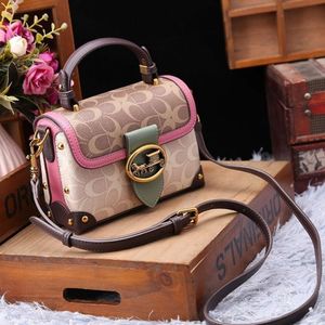 Tasarımcı çanta küçük kare kadın yeni moda gül kırmızı el çantası gelişmiş yabancı stil bir omuz crossbody çanta s123