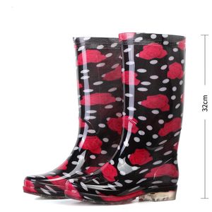 Rain Boots Floral Print Rain Boots Luxury Designer Women Rubber Shoes Waterproof Work Non-slip Garden Galoshes for Woman Botas De Caza PVC 230920