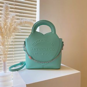 Tasarımcı Kadın Çanta Ins Mektup Zinciri Bir Omuz Crossbody Tiffanyity Bag Litchi Desen Kapasitesi Çok yönlü çanta