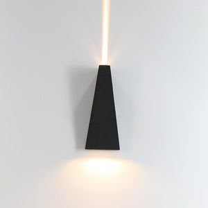 Duvar lambası basit LED açık lambalar su geçirmez bahçe modern ev kapalı aydınlatma dekorasyon merdiveni ışıkları 10w