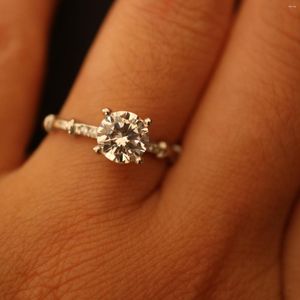 Küme halkaları boyutu ayarlanabilir ışıklı moissanit taş kadınlar için cz düğün bant gelin yüzüğü kızlar mücevher açık parmak
