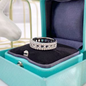 Anel designer anel de jóias de luxo anéis para mulheres carta cor sólida design clássico anéis temperamento cem estilo anel presente de natal muito bom