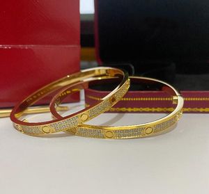 Womens bracelet gold torque bangle Double row diamond luxury jewelry hidden inlay process High fade resistant bracelets designer for women luxurious