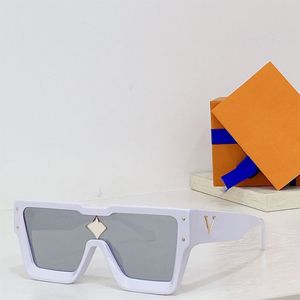 İnternet ünlü moda retro kasırga gözlükleri benzersiz stil kare çerçeve gözlükleri elmas güneş gözlüğü bir ayna kutusu ile birlikte