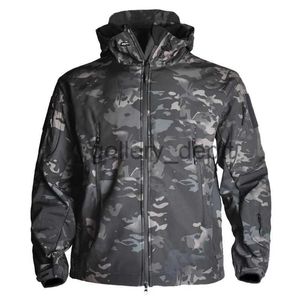 Erkek ceketleri kamuflaj askeri taktik ceket av ceketleri yumuşak kabuk adam savaş su geçirmez polar çoklu ceket açık ceket j230928