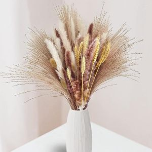 Dekoratif Çiçekler 70pcs Düğün Demet Doğal Kurutulmuş Pampasgrass Güzel Reed Noel Ev Dekorasyon Phragmites Şubeler Kabarık