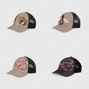 Tasarımcı Erkek Beyzbol Şapkaları Kadın Marka Kaplan Kafası Şapka Arı Yılan İşlemeli Kemik Erkek Kadın Casquette Güneş Şapkası Gorras Spor Örgü Kamyon Şoförü Şapkası