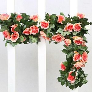 Dekoratif Çiçekler 2x Güzel Yapay Gül İpek Çiçek Çelenk Yeşil Yapraklar Ivy Düğün Duvar Doğum Günü Partisi için Sahte Çiçek Üzümleri Aralık